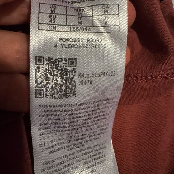 Guess brown and Black Logo Tee - Picture 3 of 5